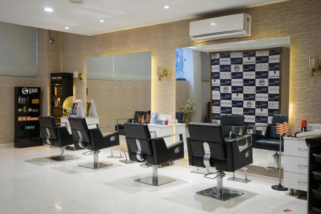 Clarks Inn Suites 康格拉 外观 照片
