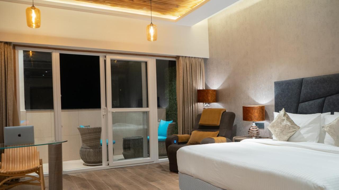 Clarks Inn Suites 康格拉 外观 照片